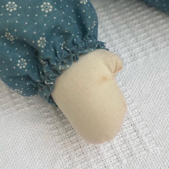 Primitive Sitting Bunny Doll Blue Calico Cottage Easter Decor - Picture 6 of 11